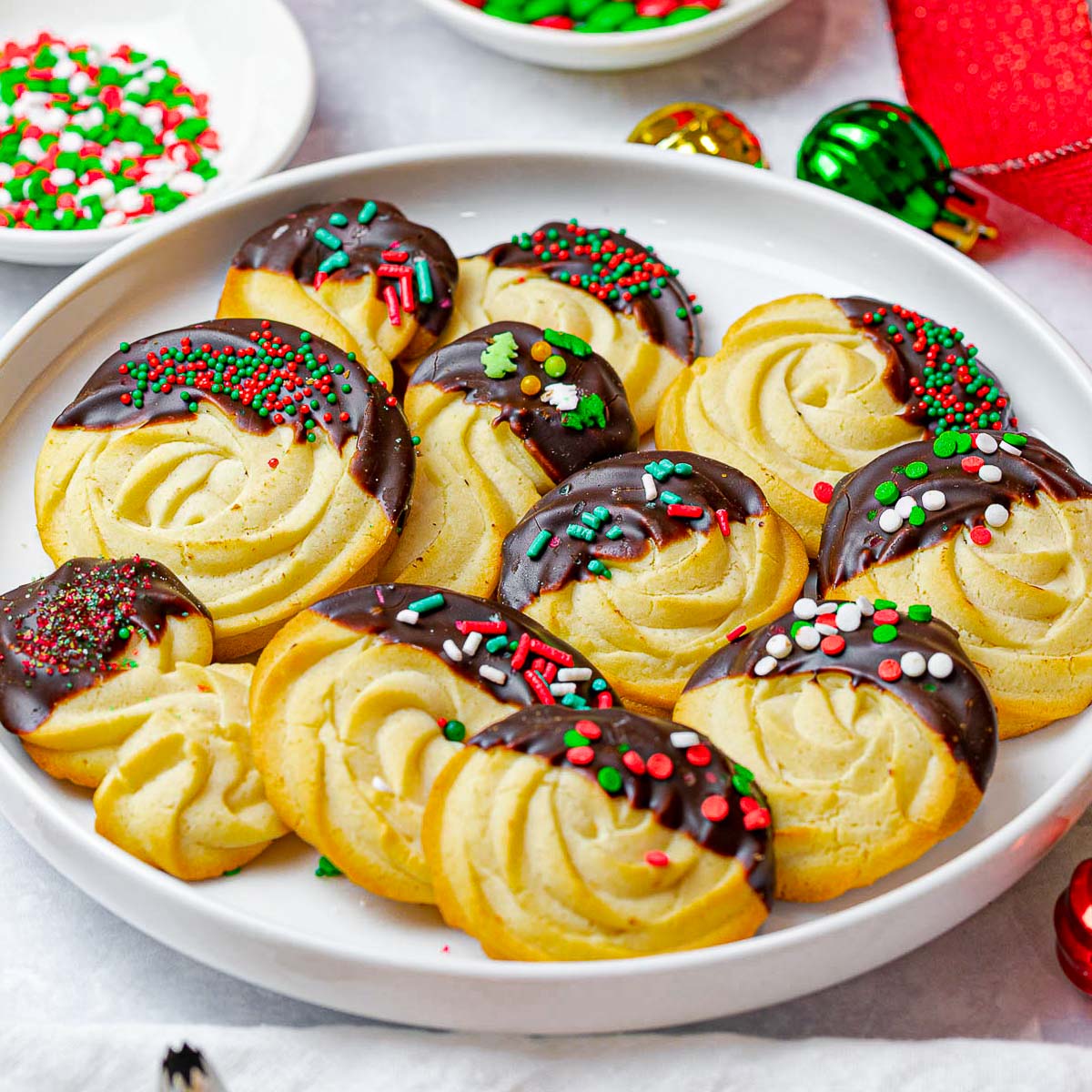 51 Easy Christmas Dessert Cookies Recipes (Delicious & Easy)