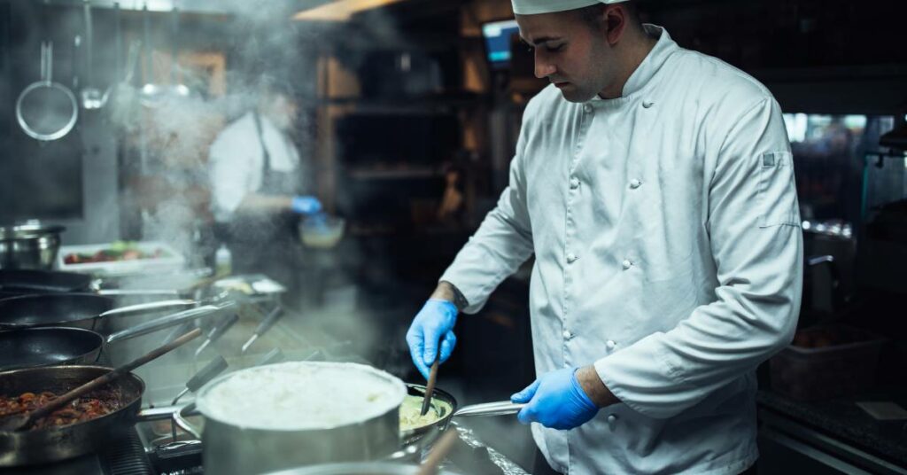 How Do Chefs Cook So Fast? All The Secrets Explained!