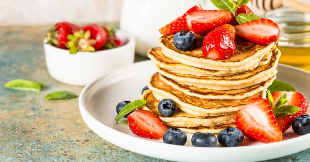 Banana, Blueberry + Cinnamon Pancakes Recipe