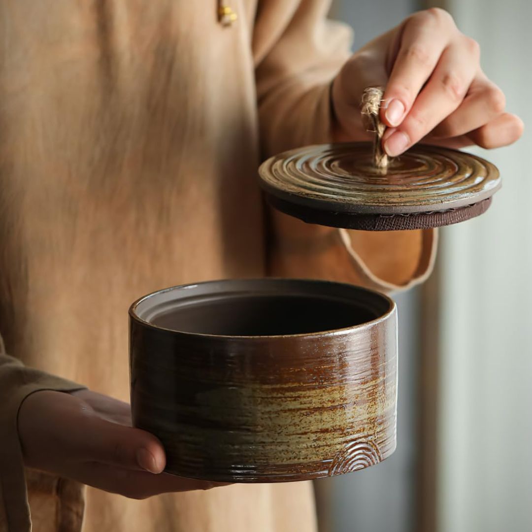 Loose Leaf Tea Storage - 500ml Ceramic Airtight Tea Canister, Food Storage Box and Organizer