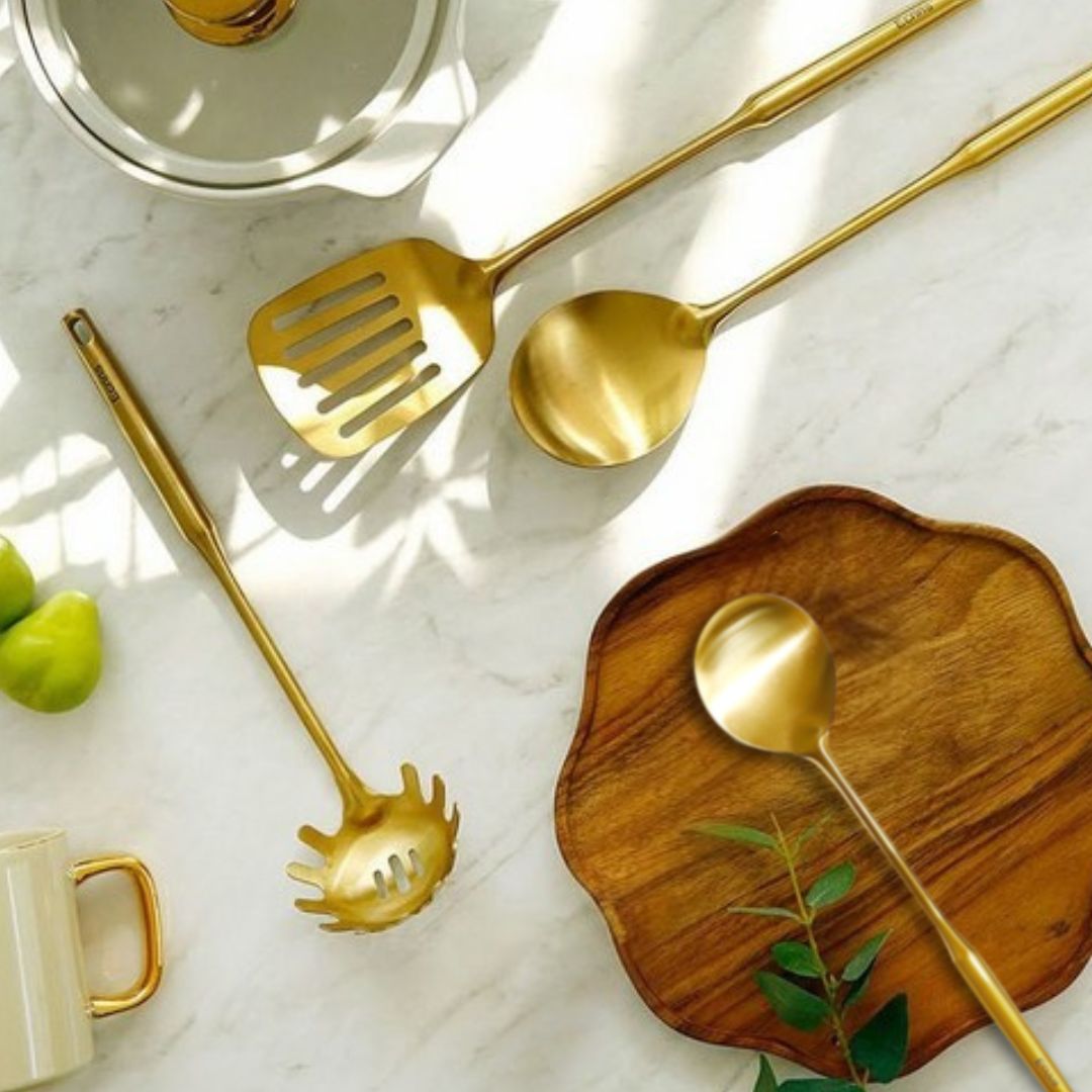 Golden Kitchen Utensils - Gold Flatware Set with Spatula & Accessories