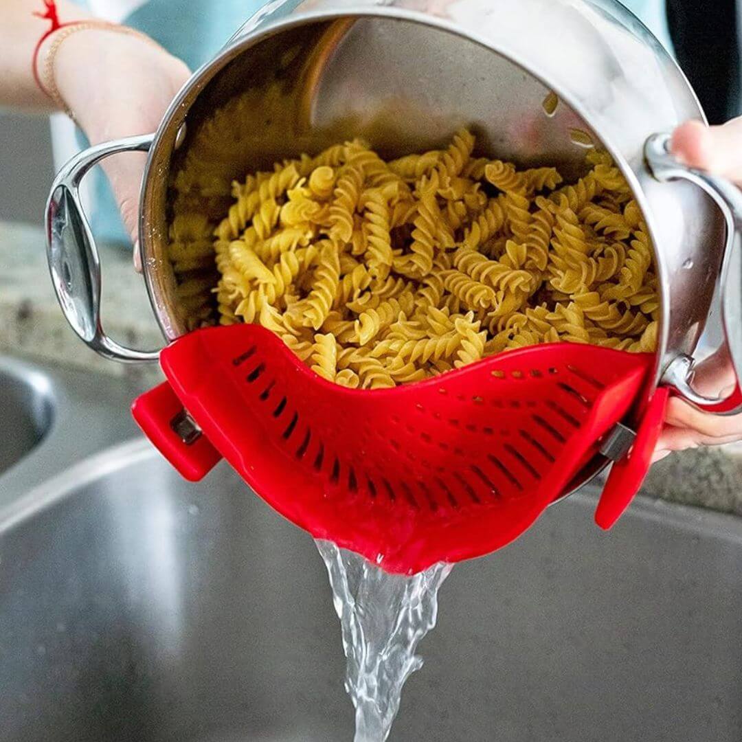 Pot Strainer - Silicone Clip-On Drainer for Pasta & Fruit