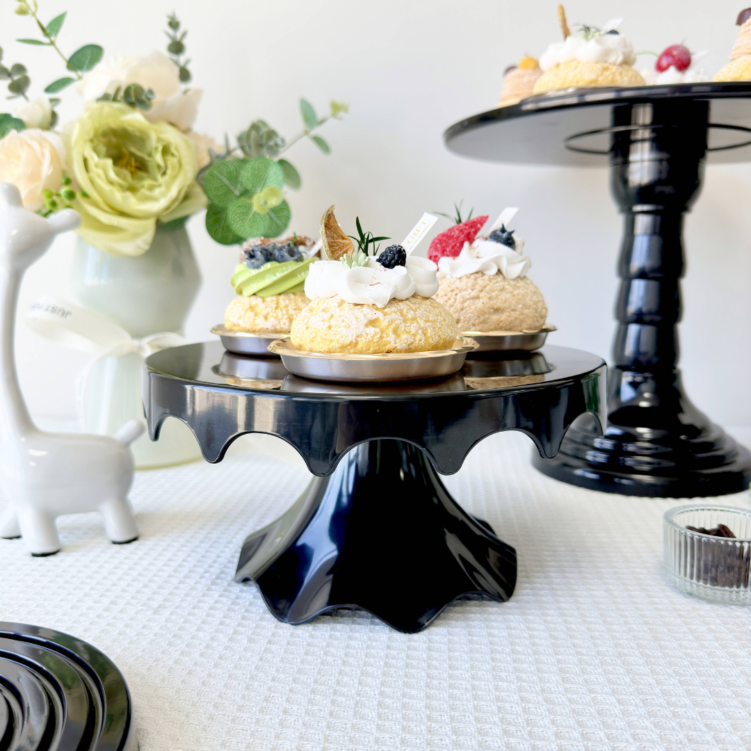 Black Cake Stands