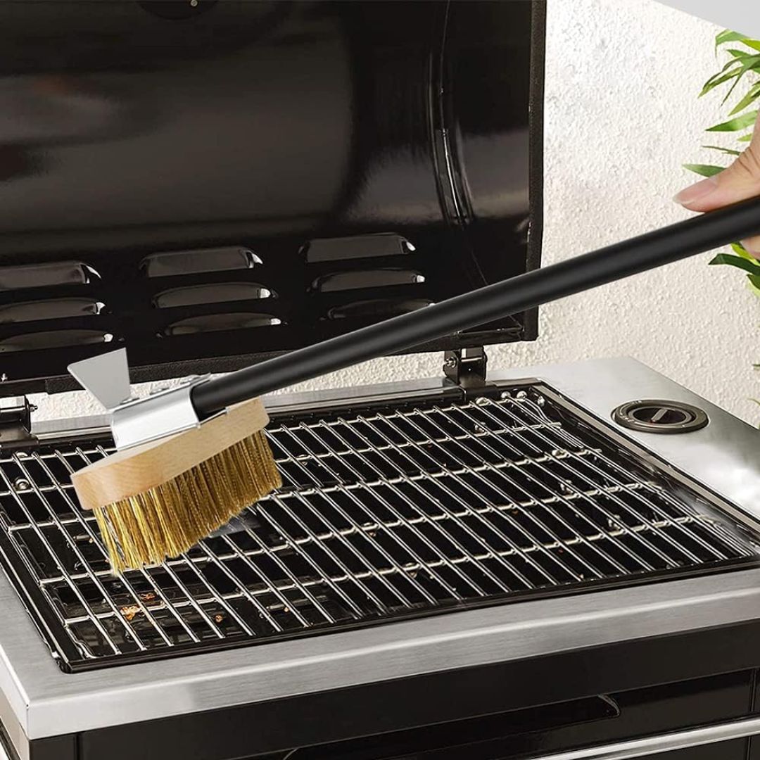 Pizza Oven Brush - Durable Pizza Oven Cleaning Brush with Wooden Handle and Stainless Steel Bristles