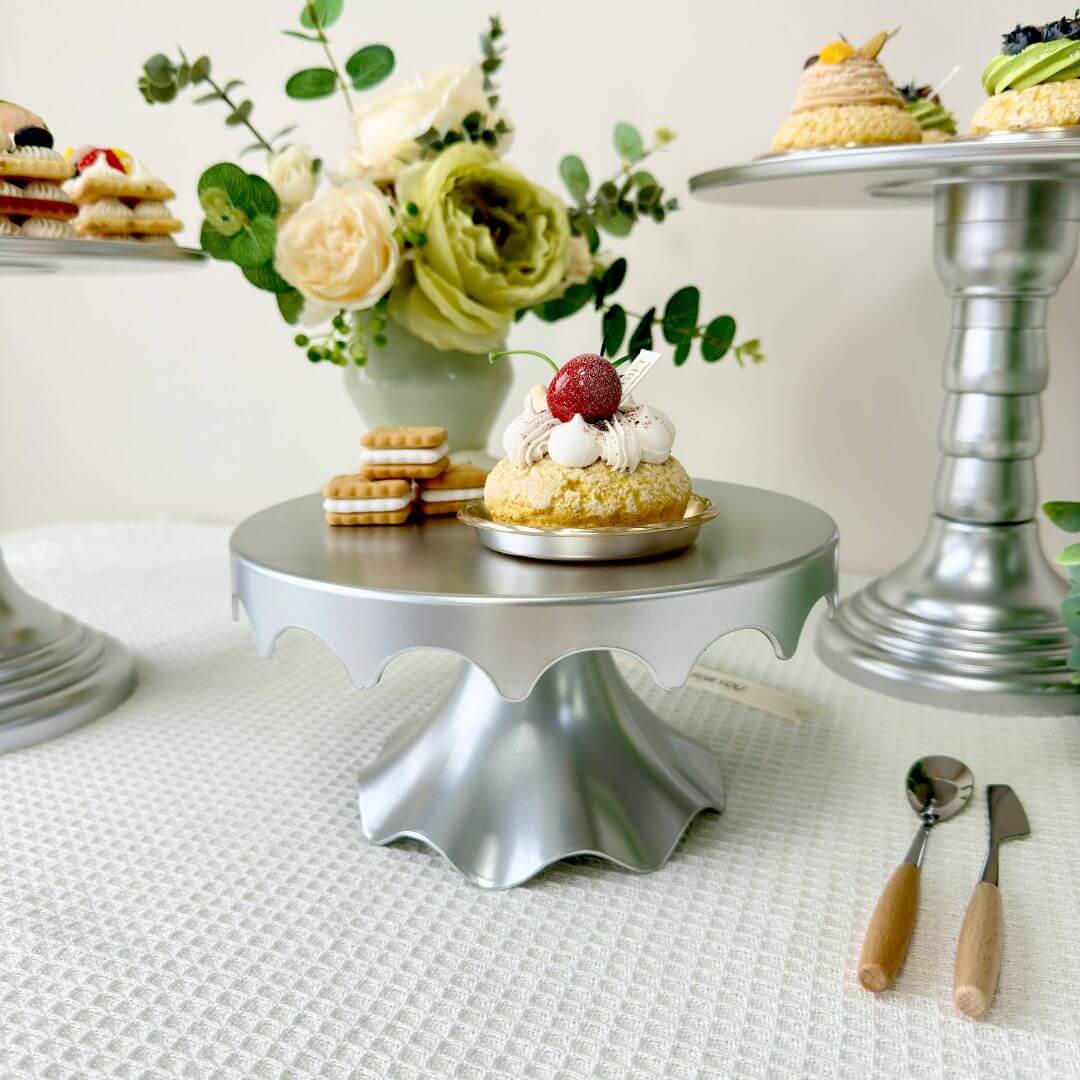 Cake Stands – Cupcake Holder for Weddings & Parties in Gold, White, and More