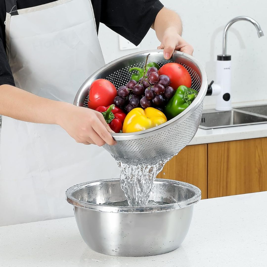 Stainless Steel Colander - 3Pcs Set with Grater, Strainer and Drain Bowl