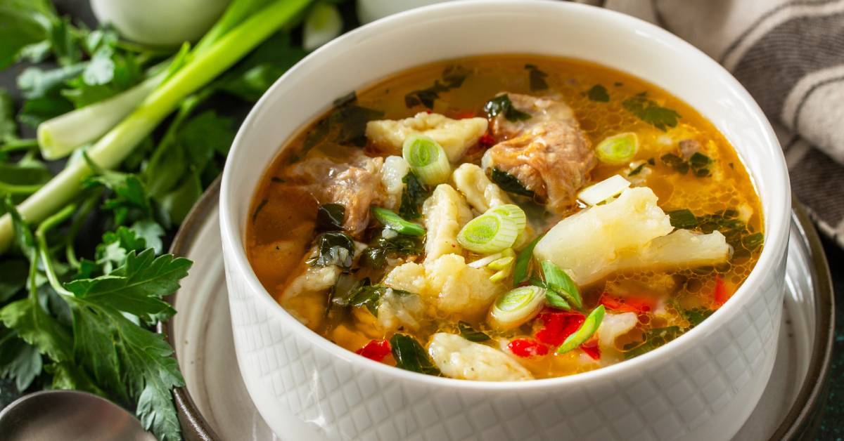 25-hearty-soup-recipes-to-get-cozy-this-chilly-season